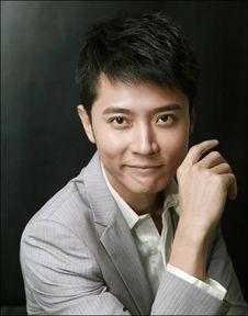 演员张丹峰家庭背景