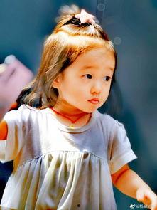 杨威女儿照片,可爱瞬间引网友热议