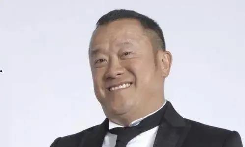 香港娱乐投资大佬,财富传奇与产业布局揭秘