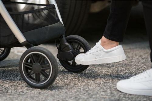明星款推车,时尚育儿新选择