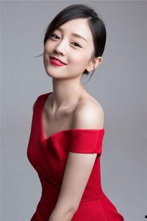 演员何花资料,从影视新星到实力派演员的蜕变之路